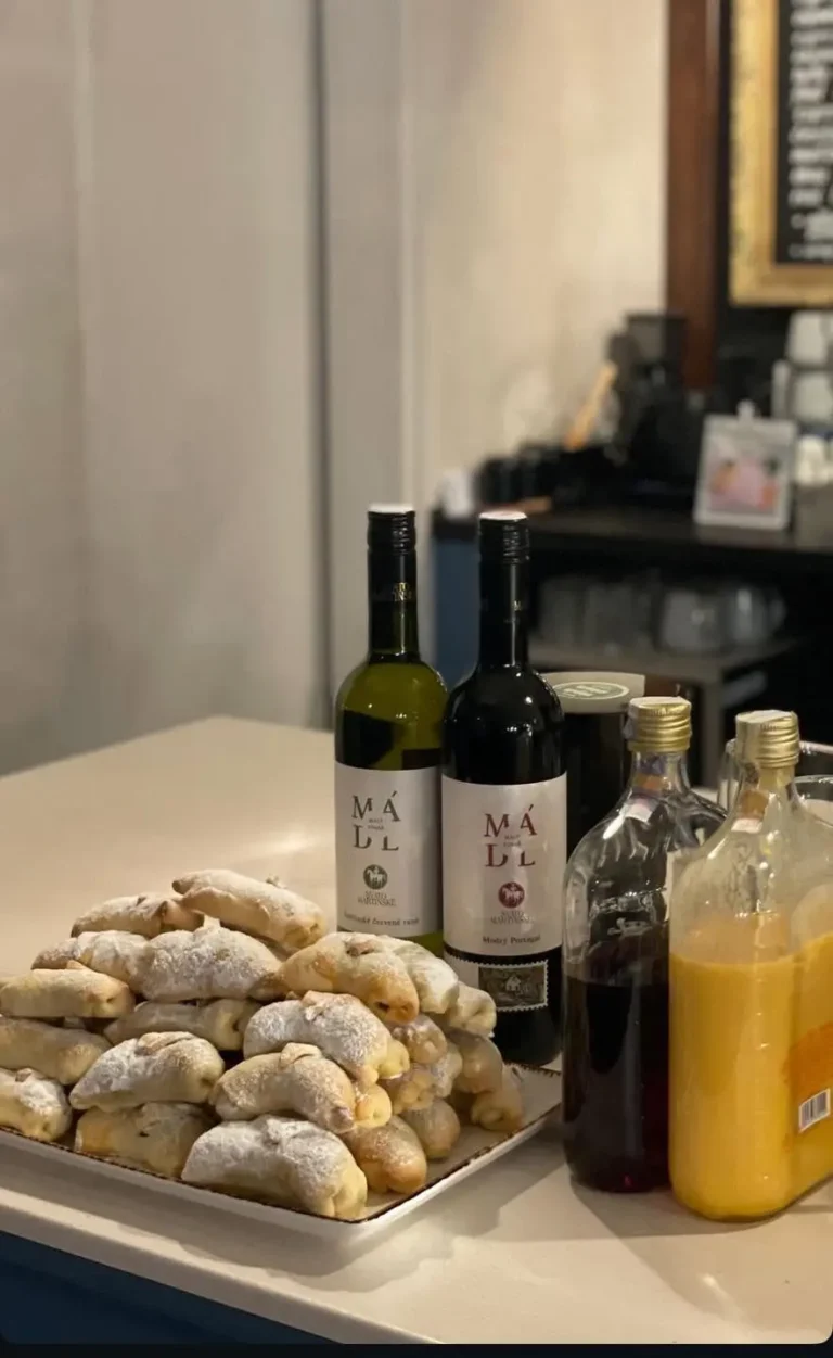 Café Klišé — fotografie