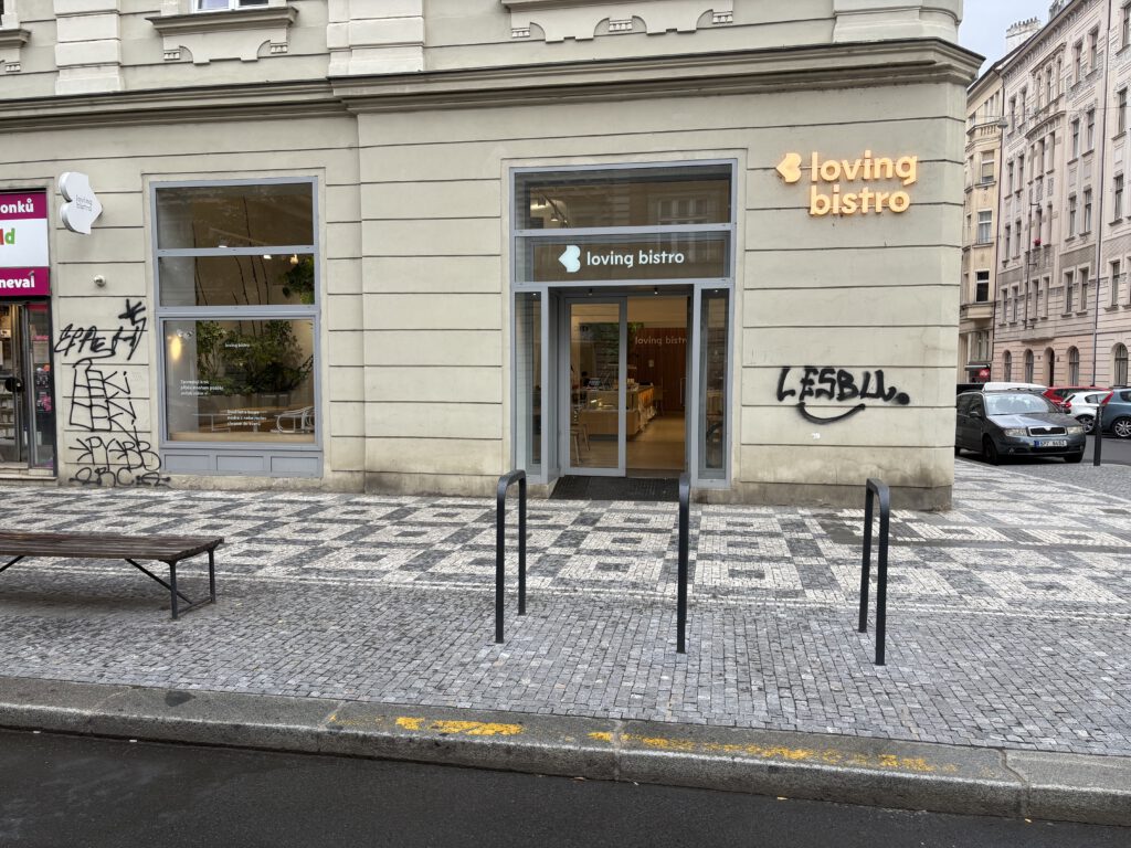 Loving Bistro Letná — fotografie