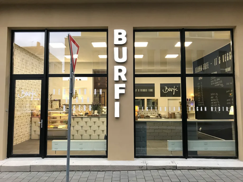 Burfi — fotografie
